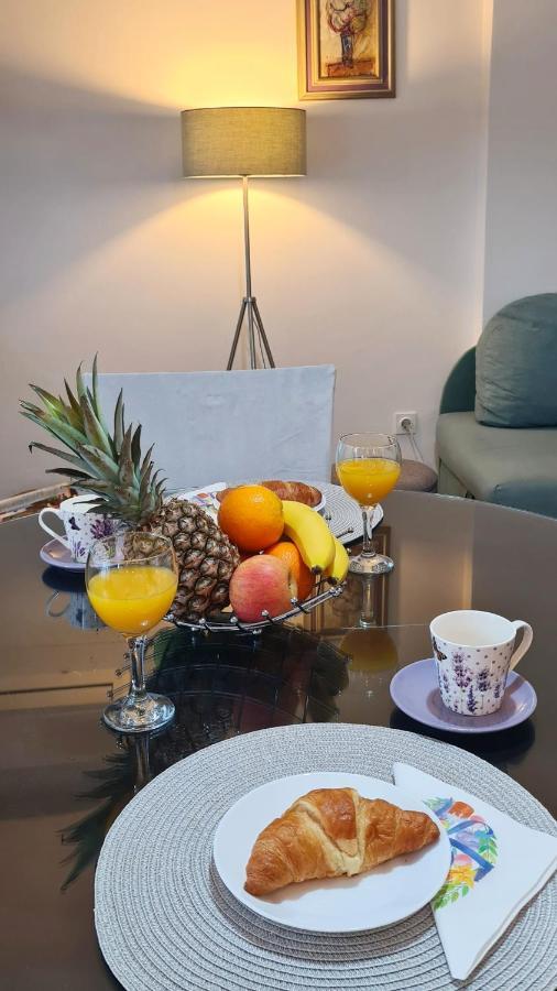 Apartment Sara Poljud Split Dış mekan fotoğraf